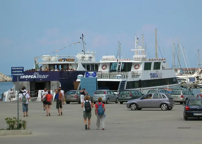 Casetta Pinetamare بيت للعطل *