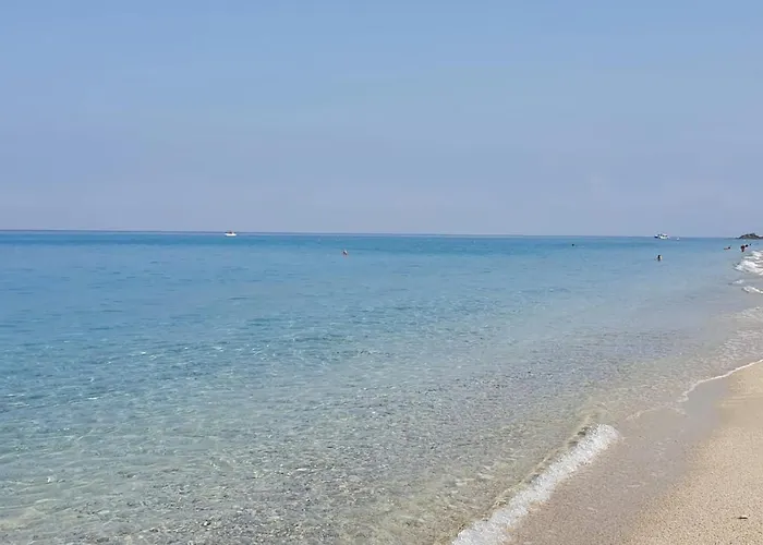 Casetta Pinetamare بيت للعطل تروبيا