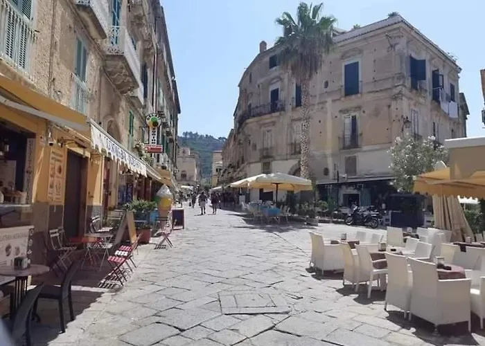 Casetta Pinetamare بيت للعطل تروبيا