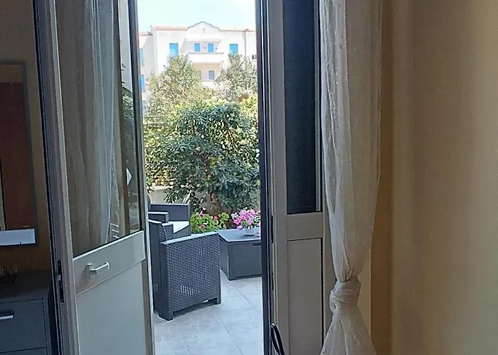 Casetta Pinetamare * تروبيا